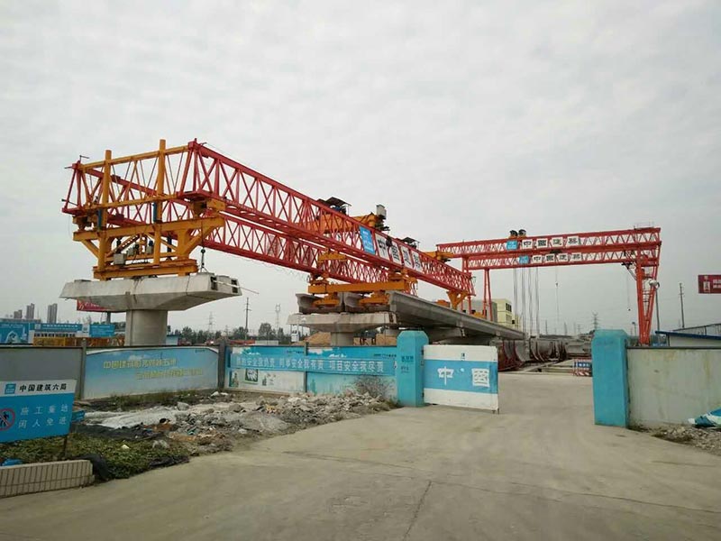 U型梁架橋機(jī)